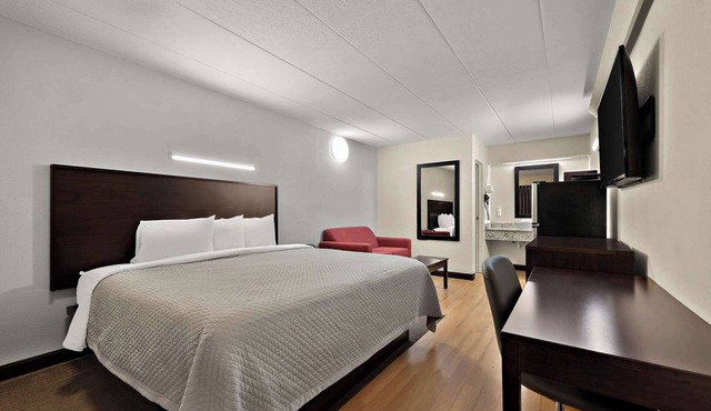 Suburban Studios Peoria
