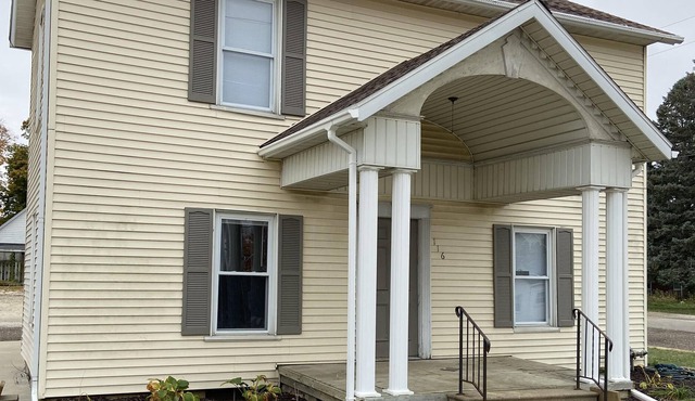 The One Sixteen - Memorable rental in the heart of the village.