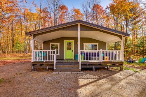 Traverse City Cabin w/Nearby Hiking!