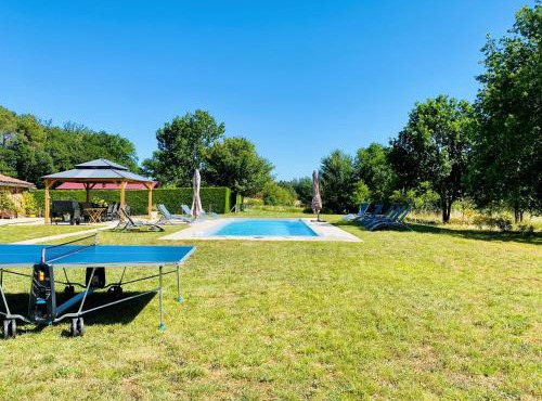 Two Holiday Homes with 6 Bedrooms, Air Con & Private Heated 10x4M Salt Water Pool - 40 Mins from Bergerac