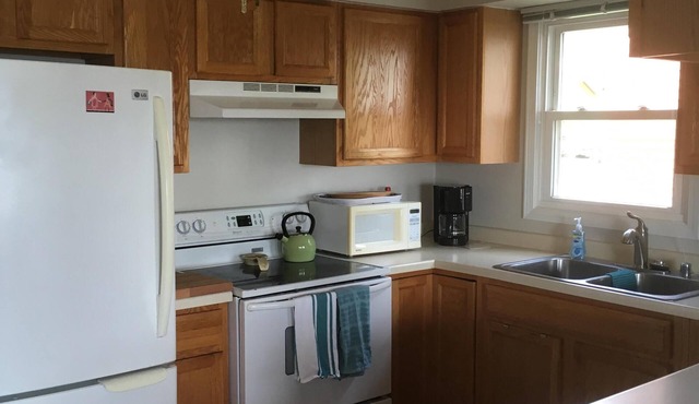 Vacation Home on Lake Waubesa - Close to Madison yet peaceful