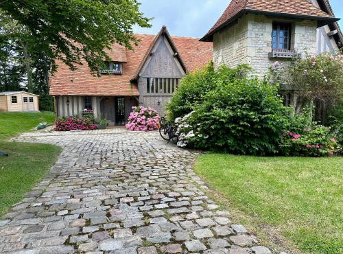 Villa Elysia YourHostHelper in Touques