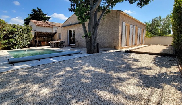 Villa/piscine Dans Village - 3 Chambres, à 10min des Alpilles et 40min de la mer