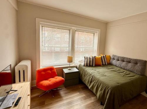 Well Located Studio on the Red Line