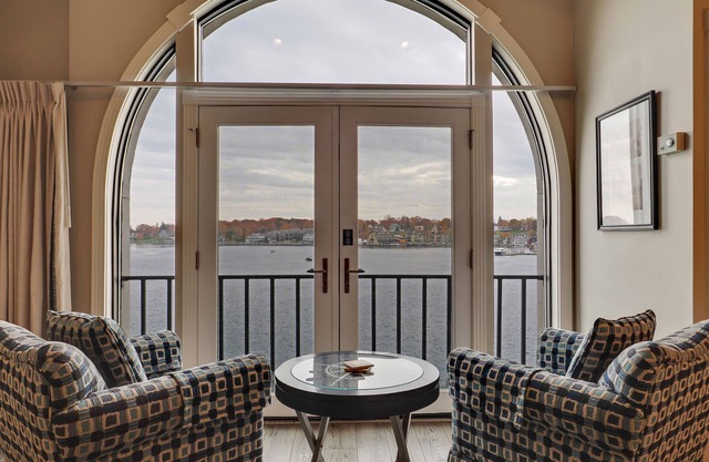 344 Edgewater | Lake Charlevoix Views | Downtown Chx | Pool, Hot Tub, Sauna