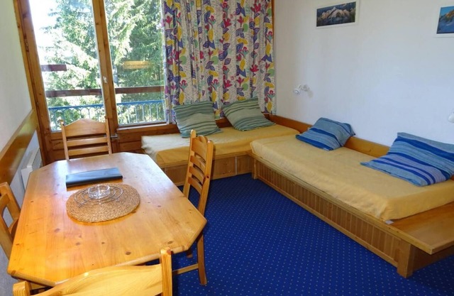 50m from resort center, 16th floor, view valley, tv, 29m², Les Arcs