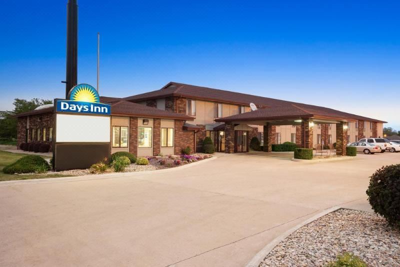 Oglesby Hotel | Days Inn by Wyndham Oglesby/ Starved Rock