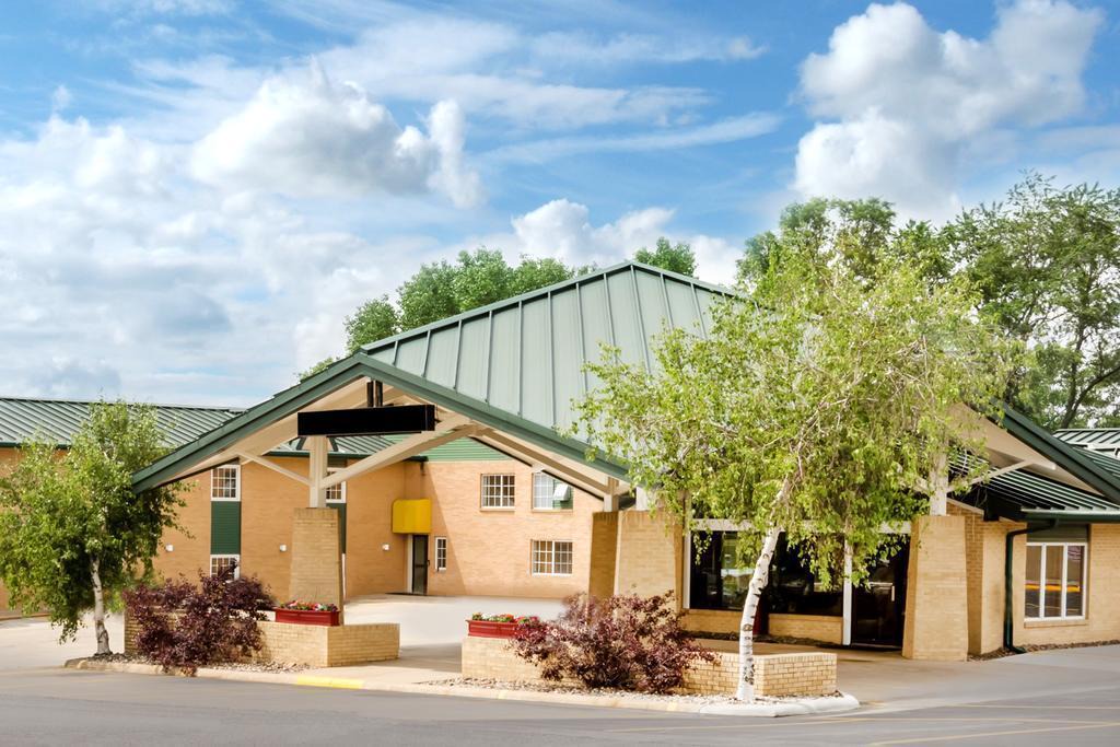 Atlantic Hotel | Americas Best Value Inn & Suites; Atlantic Inn & Suites