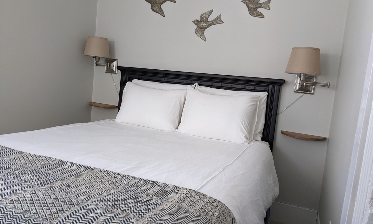 Saugatuck House | Luckystone Inn