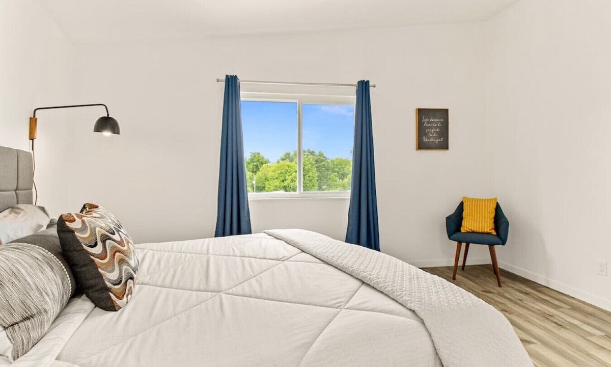Orange Prairie Apartment | Concord C4 · Slice of the Good Life: Concord C4