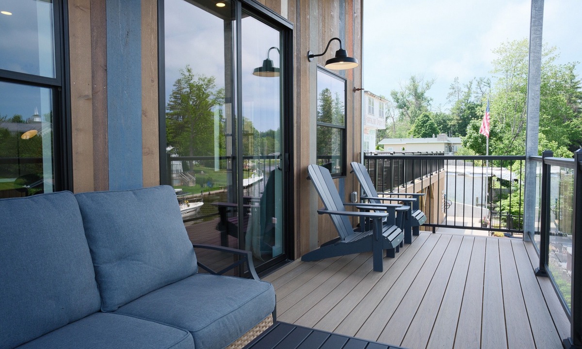Indian River Condo | Brand New 3BR River Condo w/Large Terrace