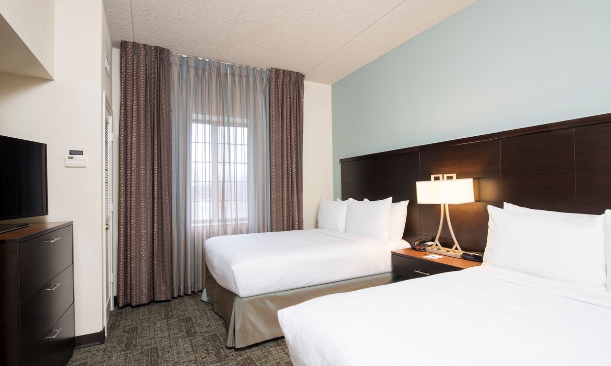Forestview Condo | Fully-Equipped Suite | Gym Access