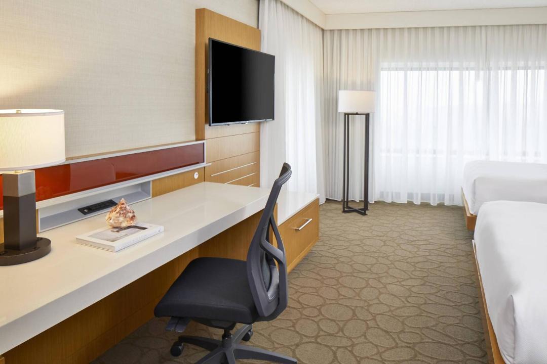 Glenview Hotel | Renaissance Chicago Glenview Suites Hotel