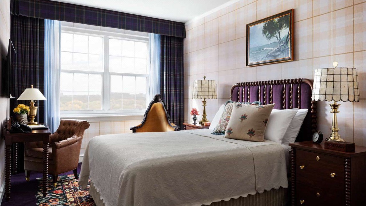 Photo of Bedroom in Evanston