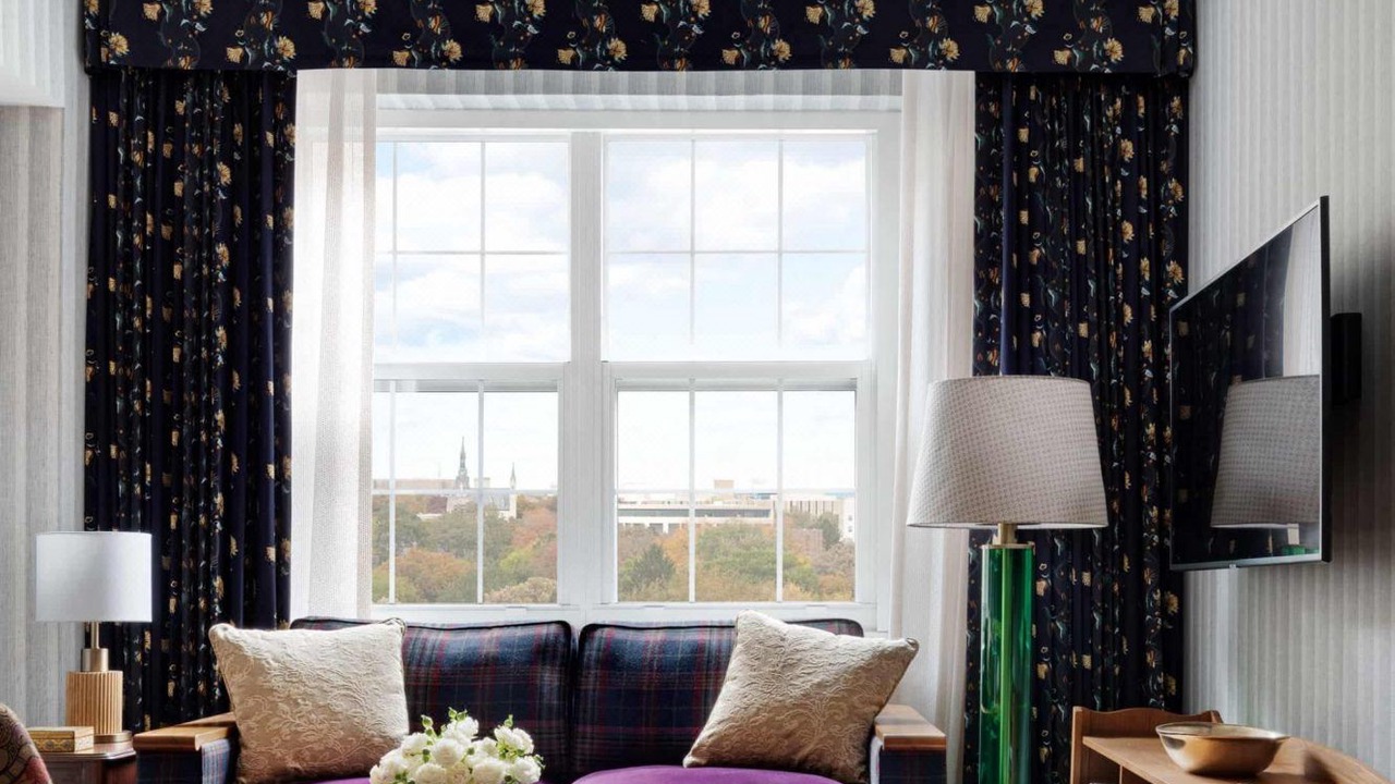 Photo of Livingroom in Evanston