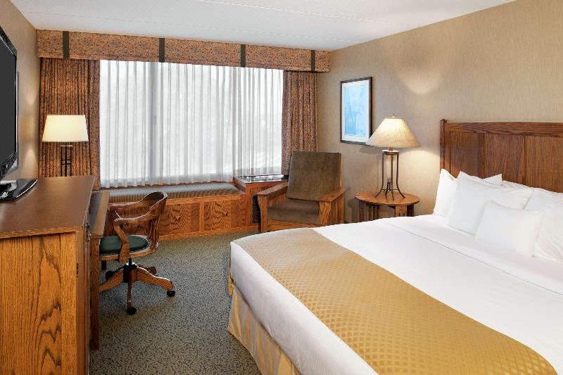 Photo of Bedroom in Mundelein