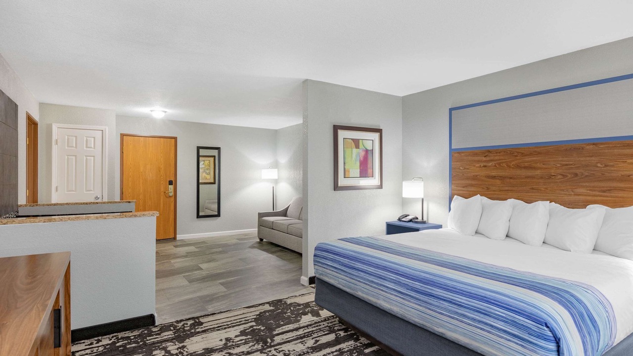 Photo of Bedroom in Pella