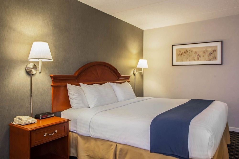 Photo of Bedroom in St. Charles
