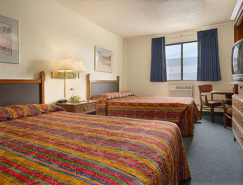 Photo of Bedroom in Waukegan