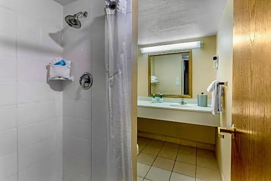 Photo of Bathroom in Downers Grove