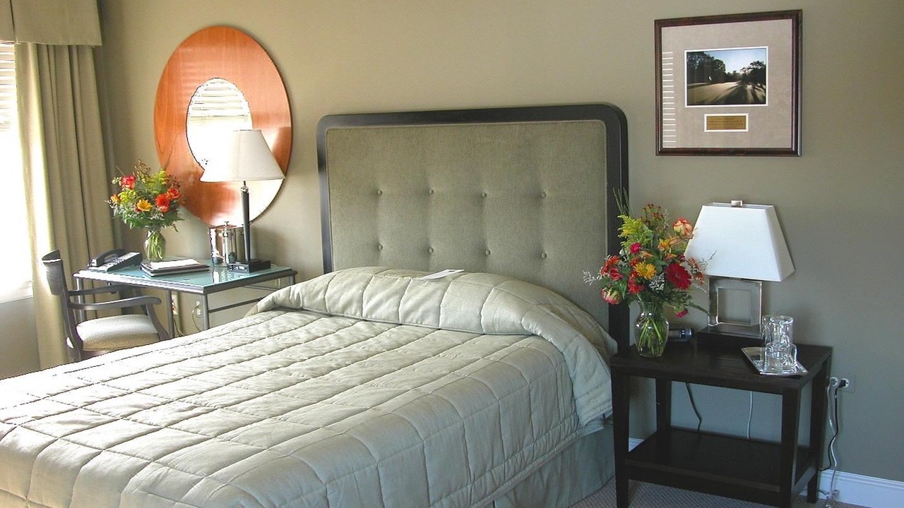 Photo of Bedroom in Glenview