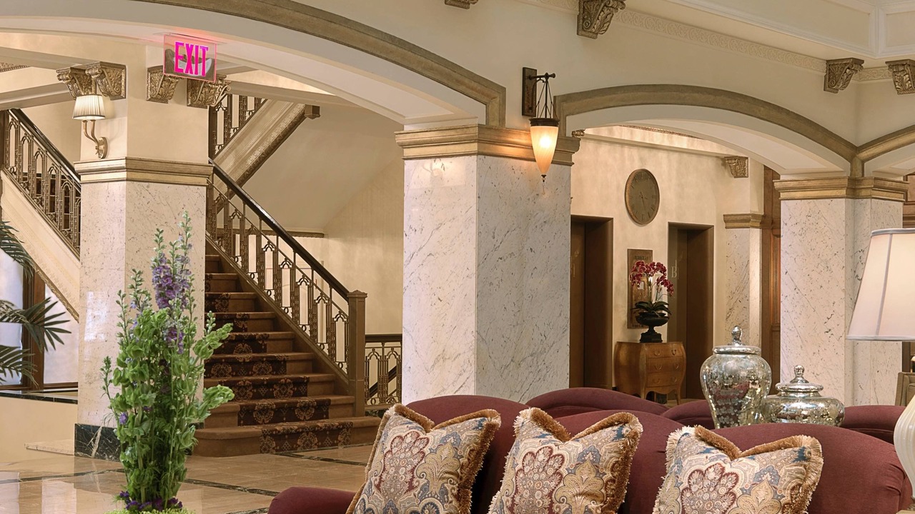 Photo of Livingroom in Downtown