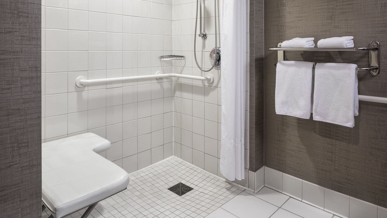 Photo of Bathroom in Rosemont