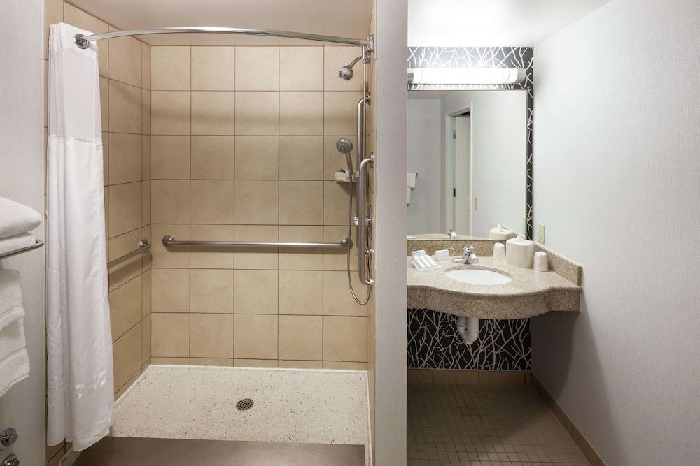 Photo of Bathroom in Lake Forest