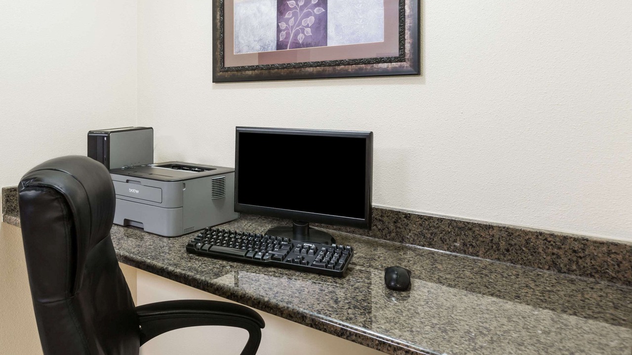 Photo of Livingroom in Greater South Side