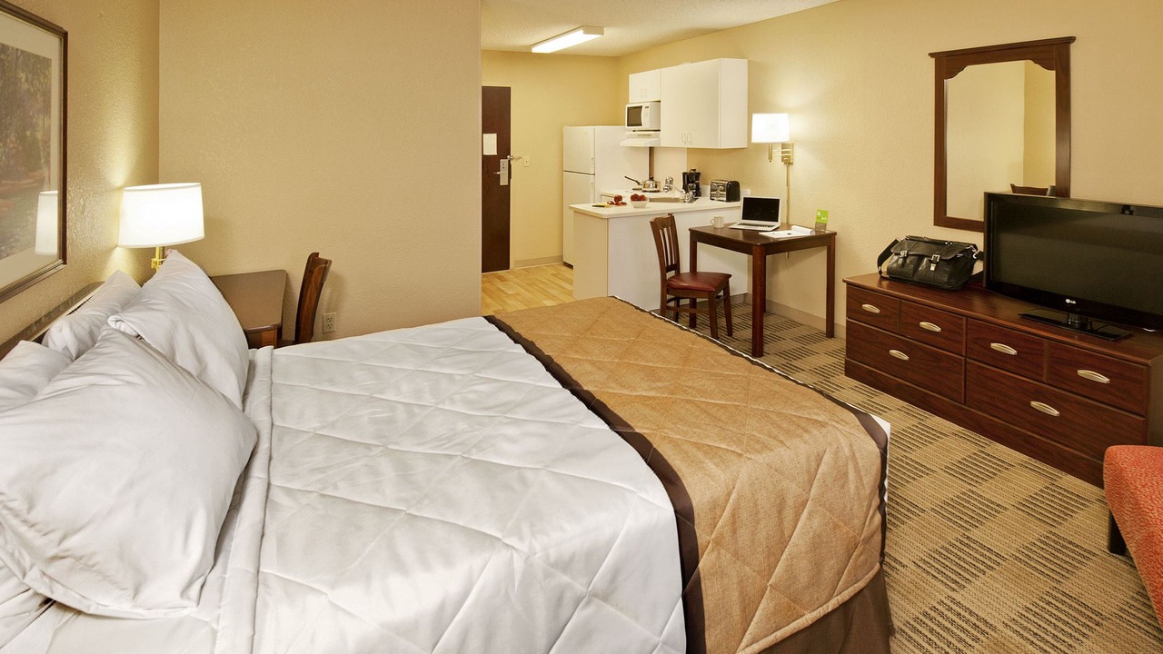 Photo of Bedroom in Itasca