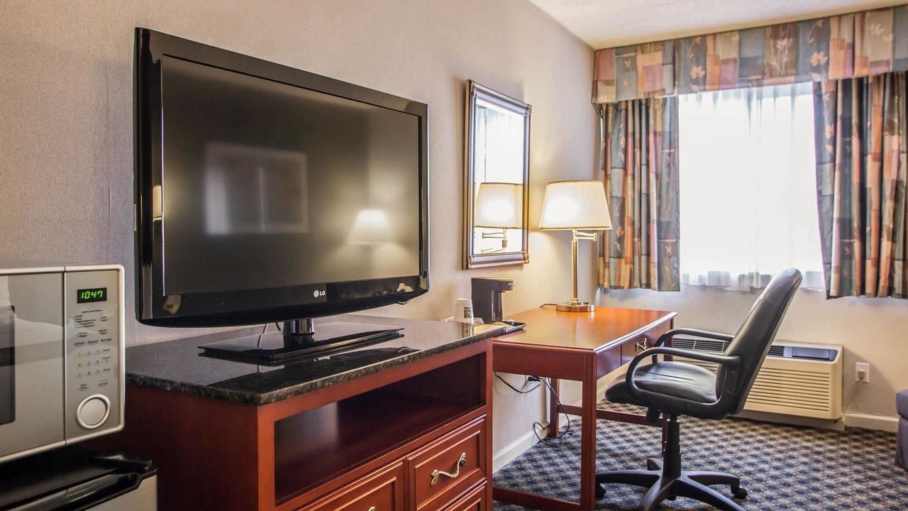 Photo of Livingroom in St. Charles