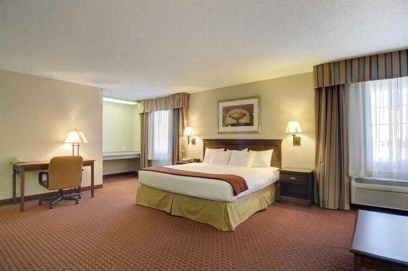 Photo of Bedroom in Oglesby