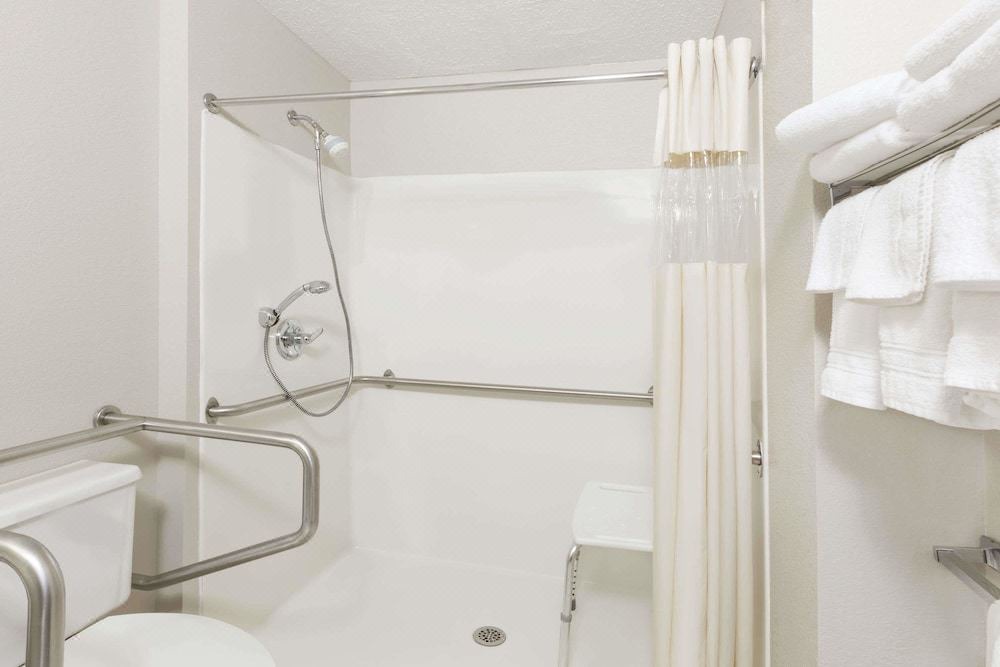 Photo of Bathroom in Greater South Side