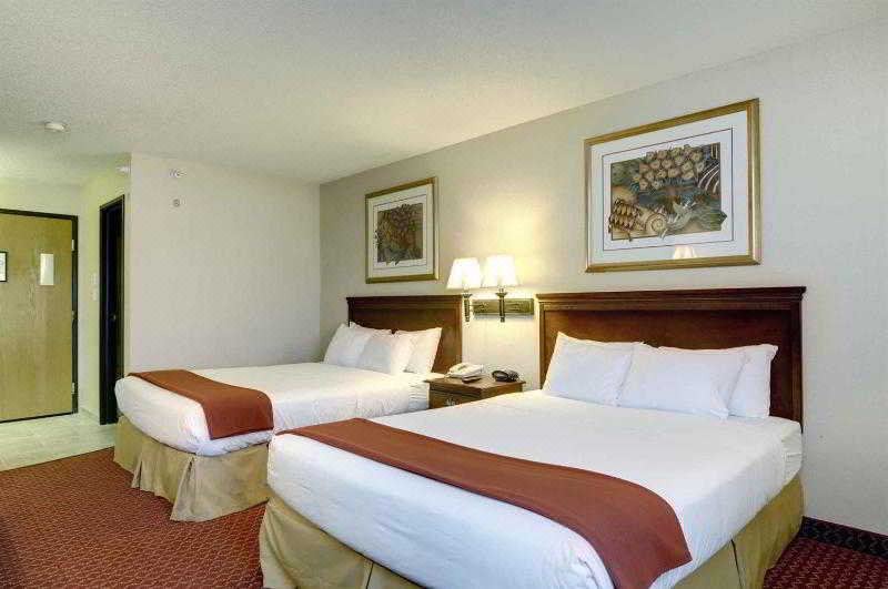 Photo of Bedroom in Oglesby
