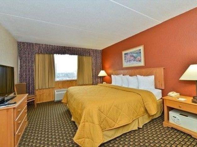 Photo of Bedroom in Downtown Des Moines