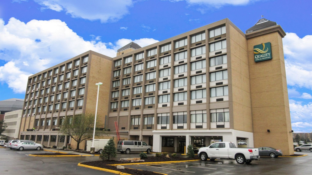 Photo of Buildings in Downtown Des Moines