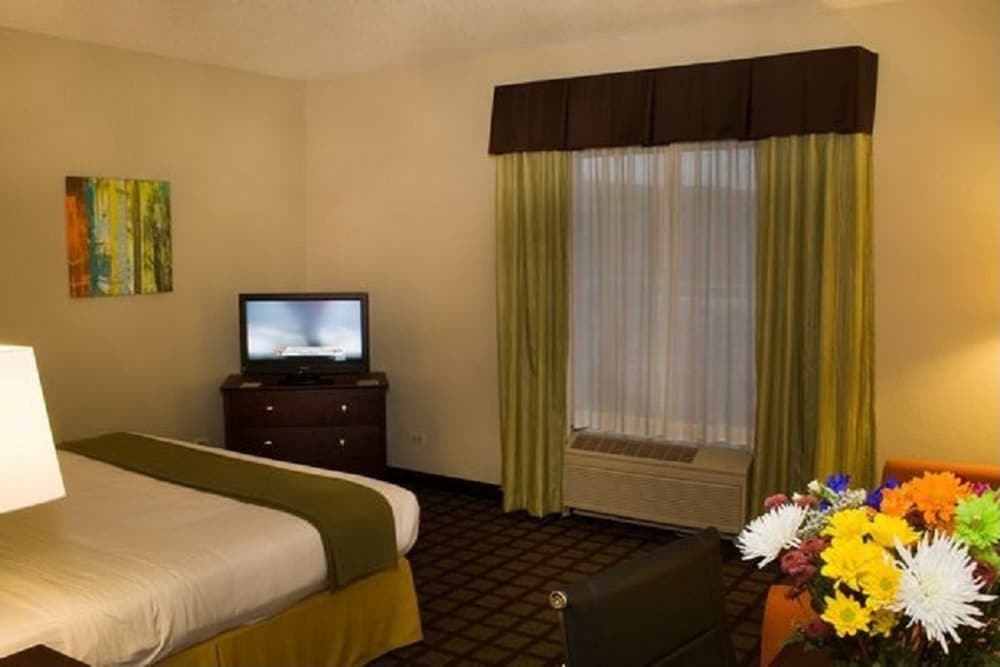 Photo of Bedroom in Algonquin
