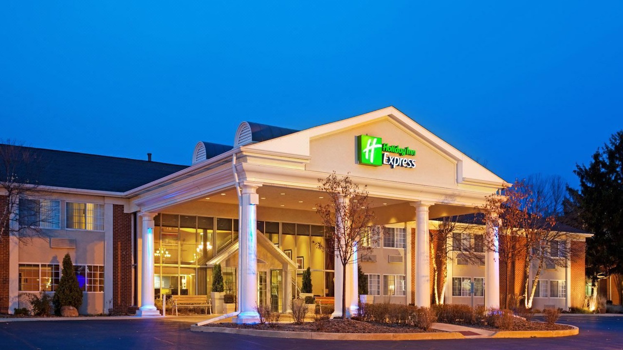 Photo of Buildings in St. Charles