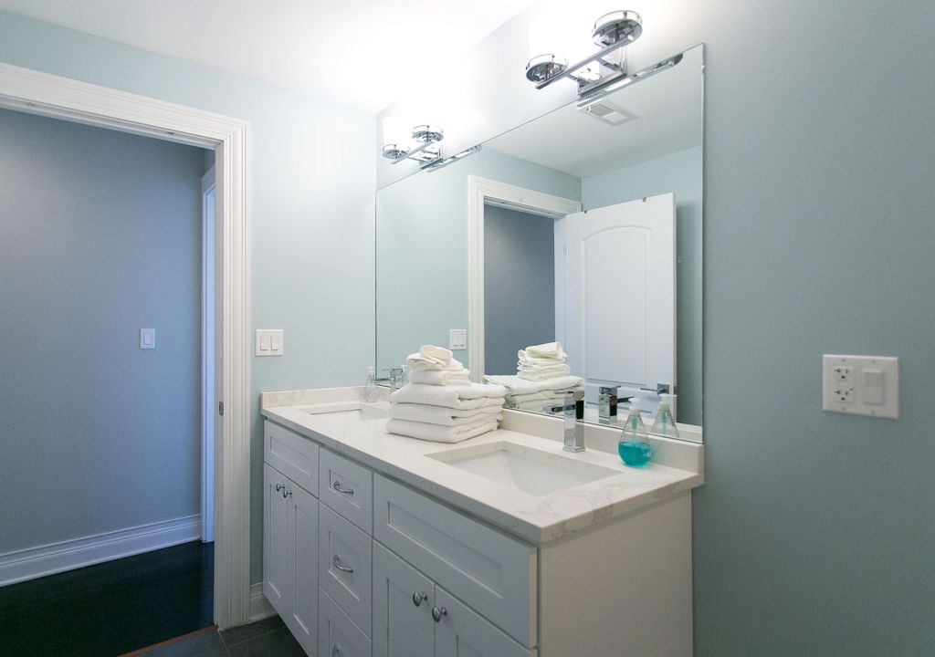Photo of Bathroom in Irving Park