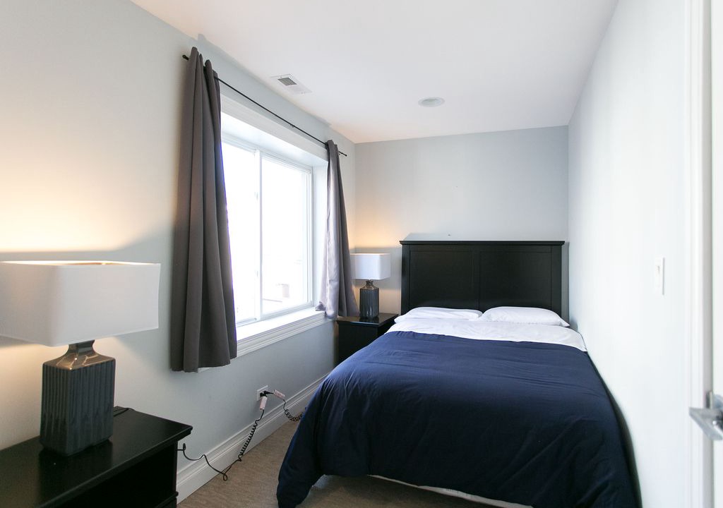 Photo of Bedroom in Irving Park