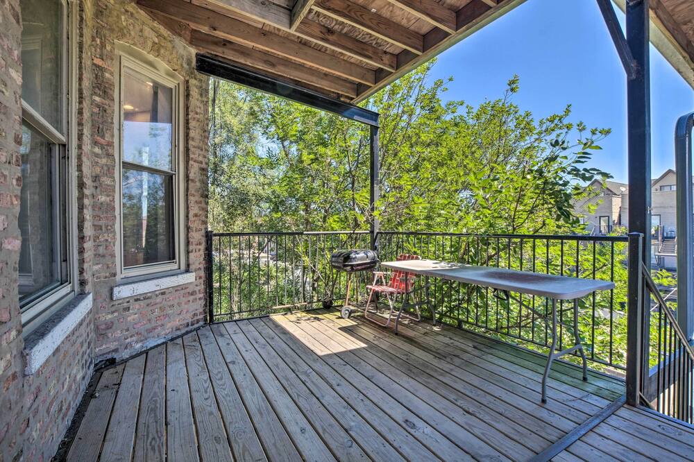 Photo of Patio Balcony in Woodlawn