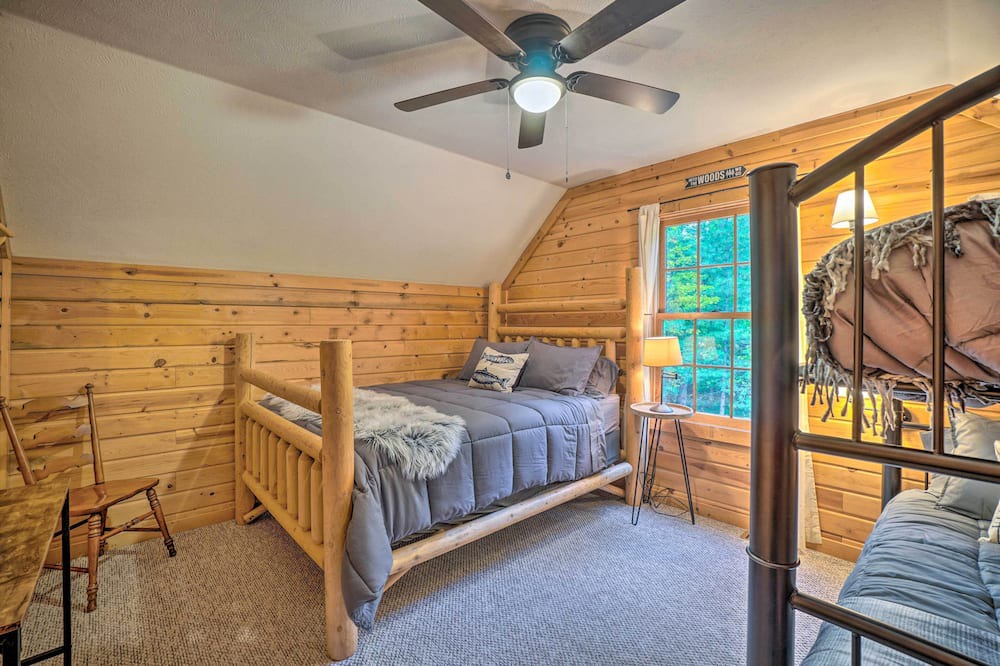 Photo of Bedroom in Irons