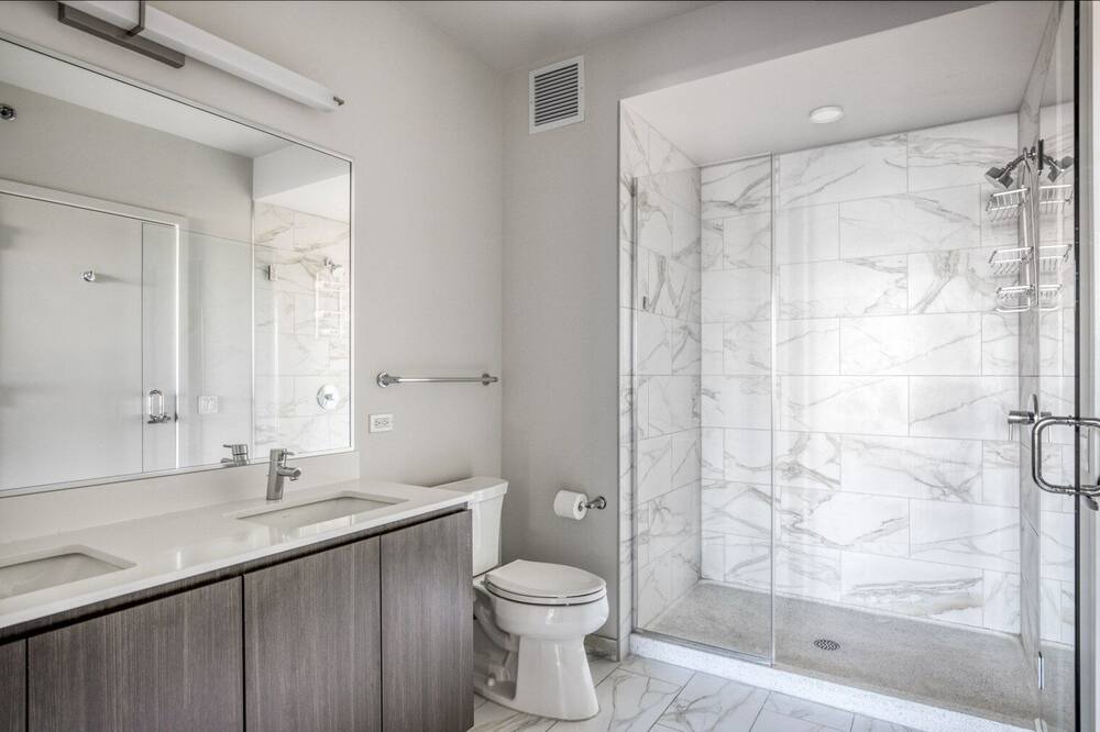 Photo of Bathroom in River West