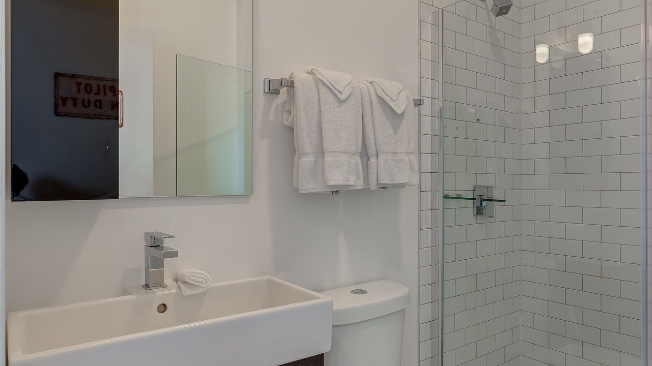Photo of Bathroom in River West