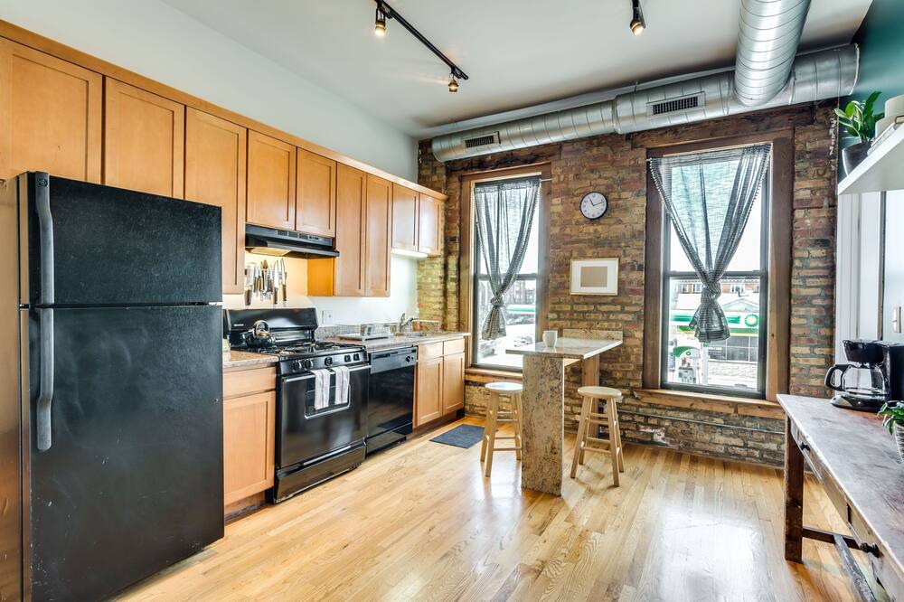 Photo of Bedroom in West Bucktown
