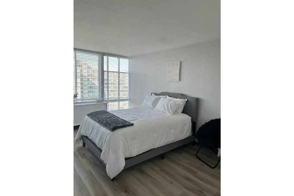 Photo of Bedroom in Douglas