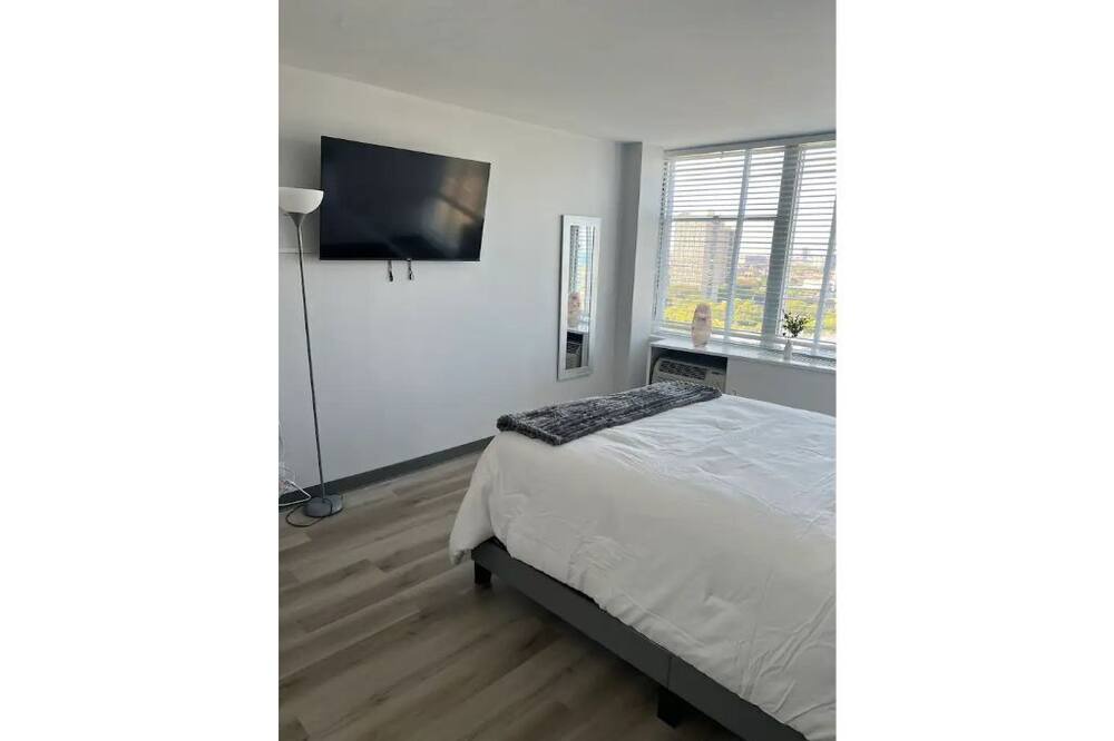 Photo of Bedroom in Douglas