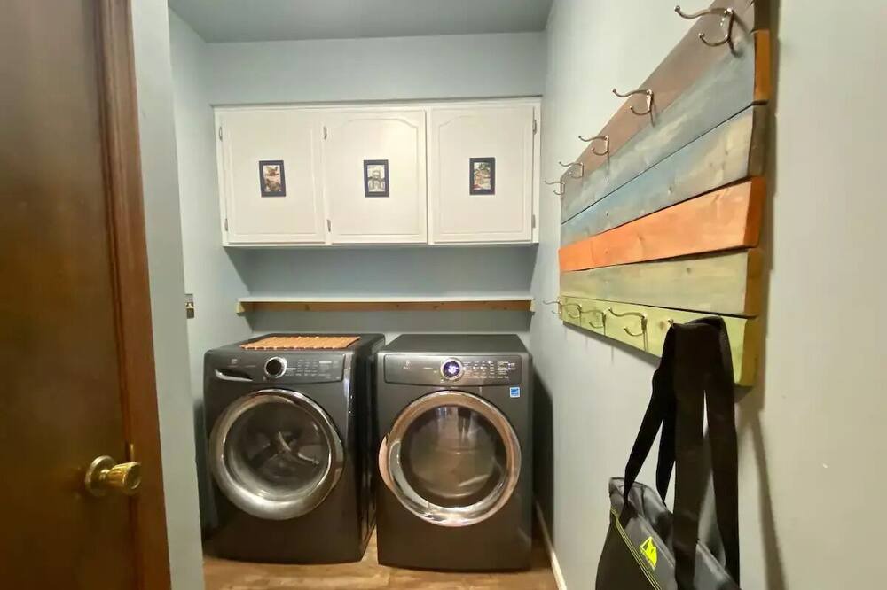 Photo of Bedroom in Waukazoo Woods