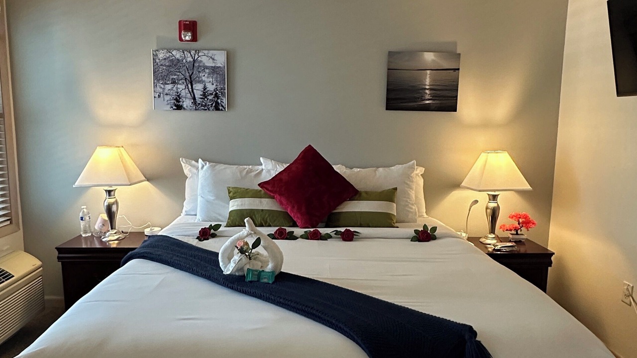 Photo of Bedroom in Lake Geneva