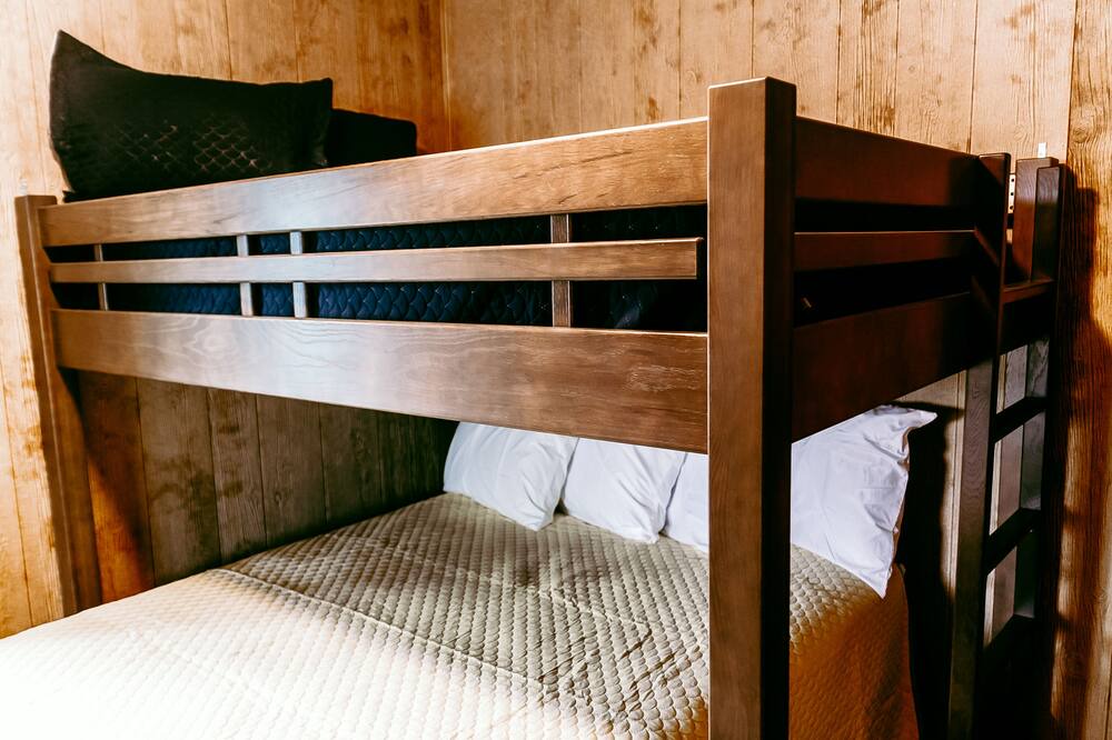 Photo of Bedroom in Spirit Lake
